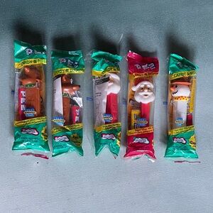 5 Vintage PEZ Candy Dispensers NEW Santa Claus Reindeer Snowman